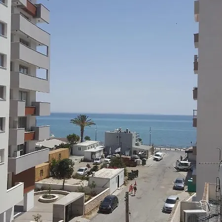 شقة Mackenzie Beach Marethea Court 6 لارنكا